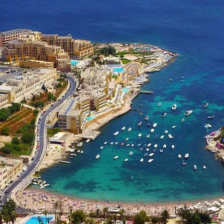 Seaside With Jacuzzi *